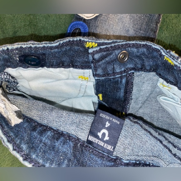 Kids True Religion Jean Size 4 - Picture 4 of 4